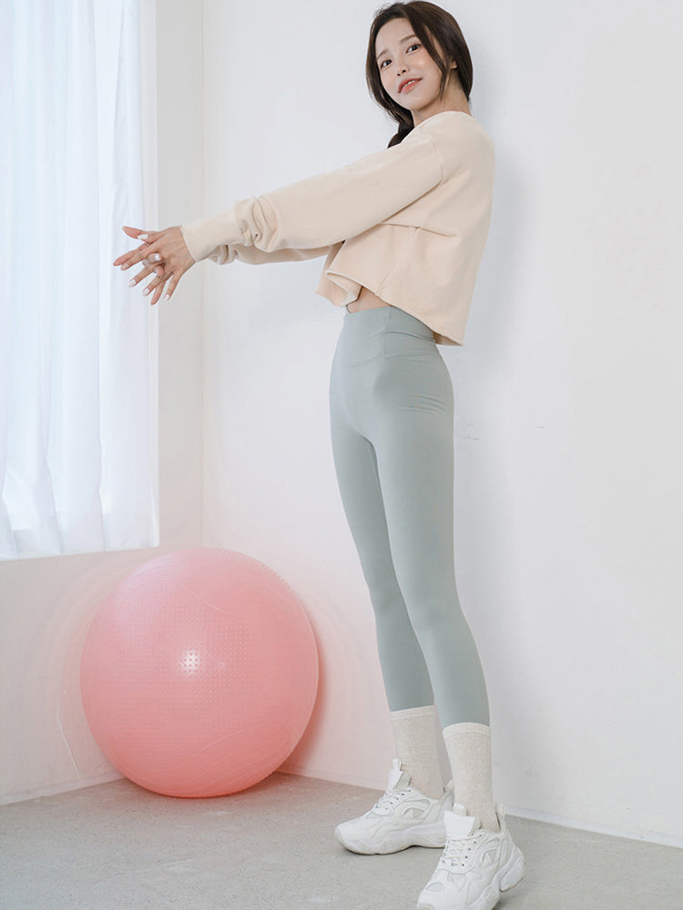 ルーパ ヨガウェア Loopa ショートボレロ short Bolero ヨガ トップス カーディガン 羽織り ショート丈 5分袖 半袖 レディース  速乾 冷え対策 「WK」RVPB[ST-LO]001 | Puravida-プラヴィダ