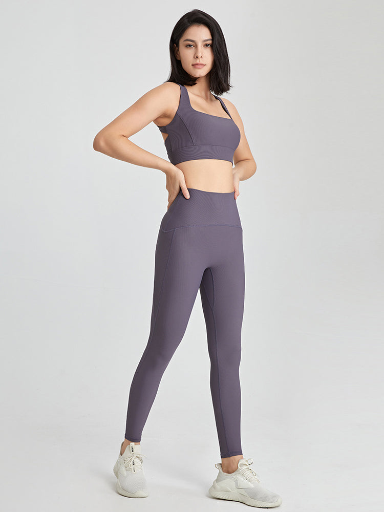 スクエアネック 揺れない スポーツブラ – ONEARTS