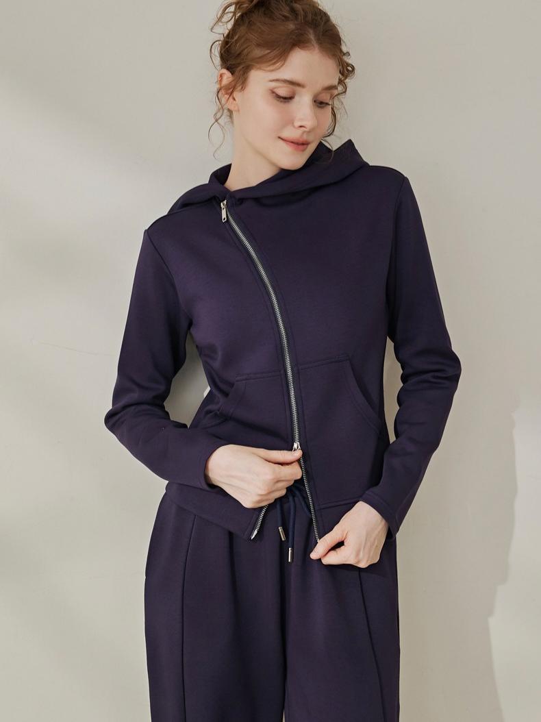 alo フード付き　パーカー ネイビー（紺）系 ALO Yoga(アロー) パーカー・フーディ